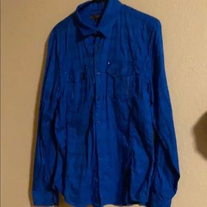 Guess button up shirt medium